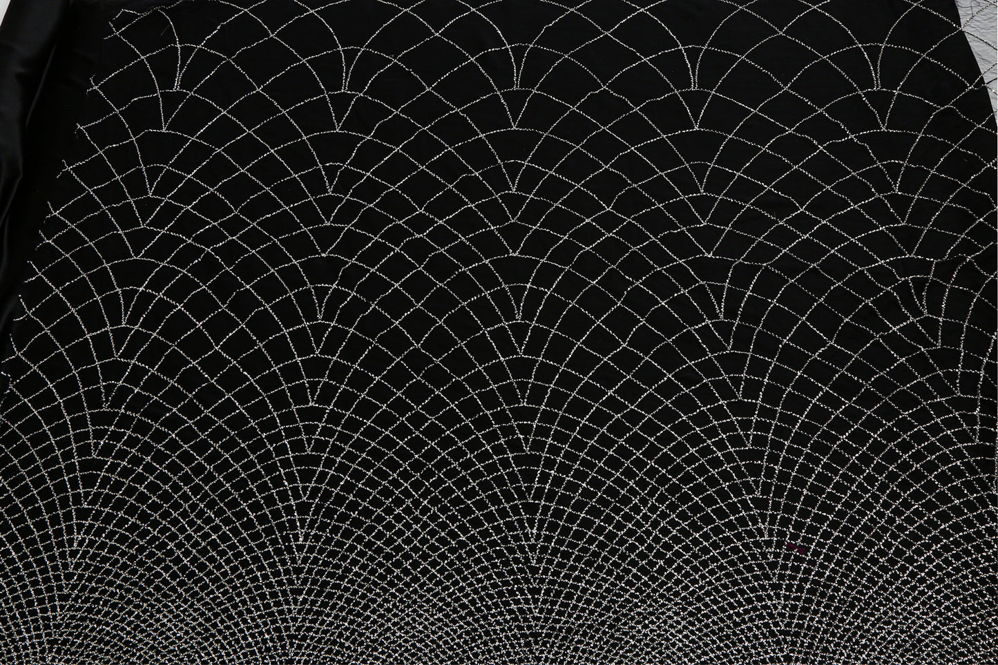 Tulle perlé