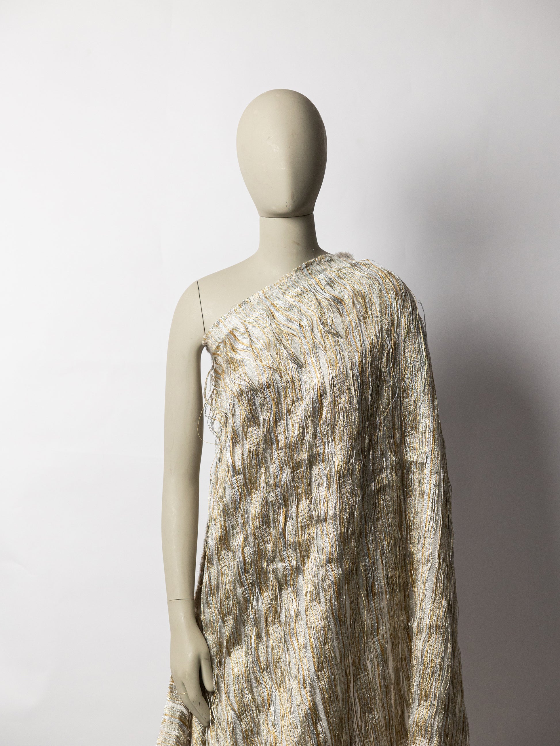 Tweed Channel With Gold Lurex Matte