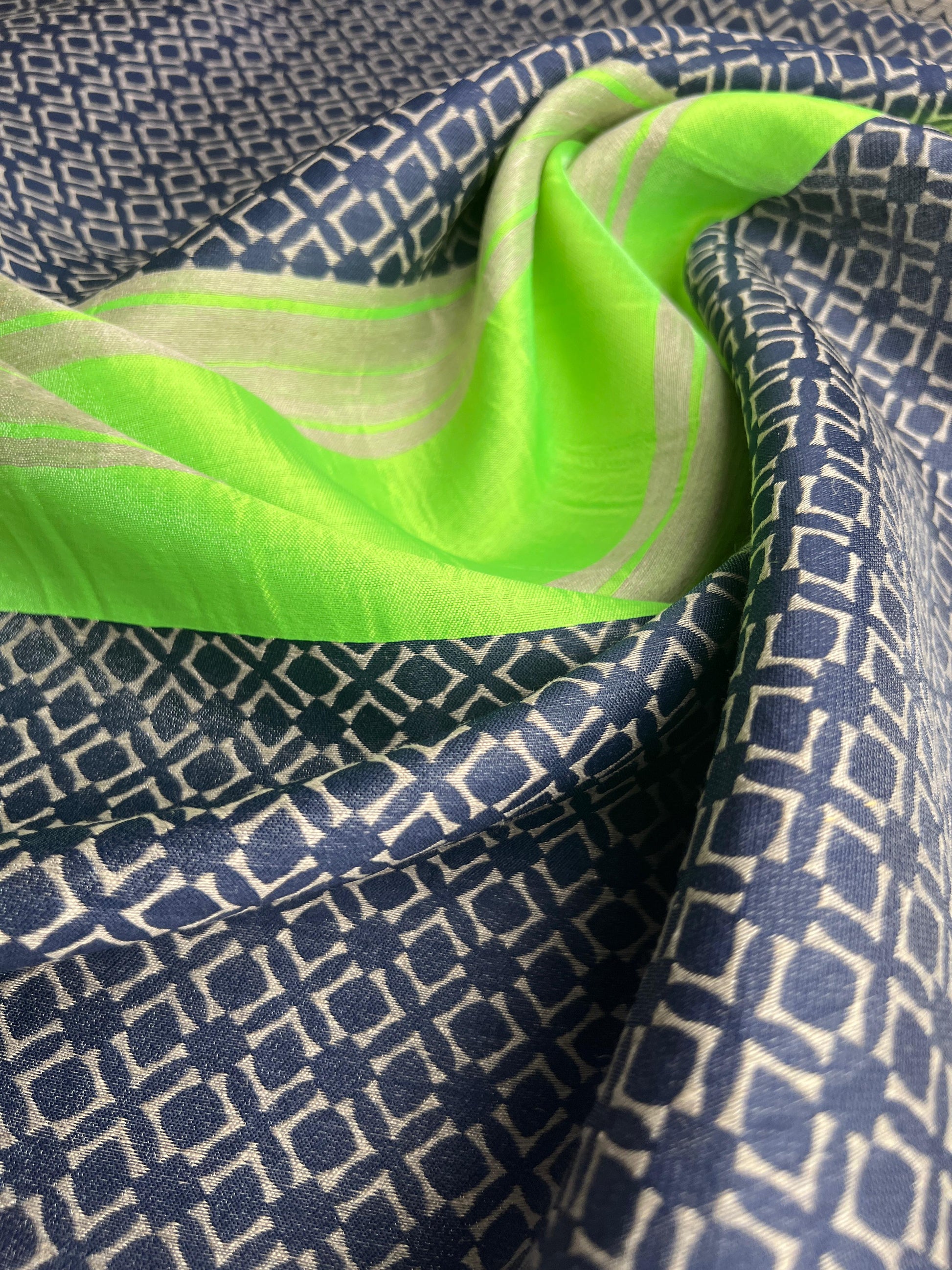 Linen Boarder