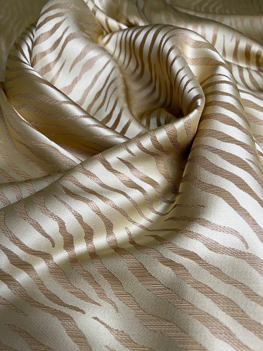 Jacquard Pure Silk - Sharqiya - الشرقية