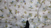 Broderie en mousseline de soie naturelle